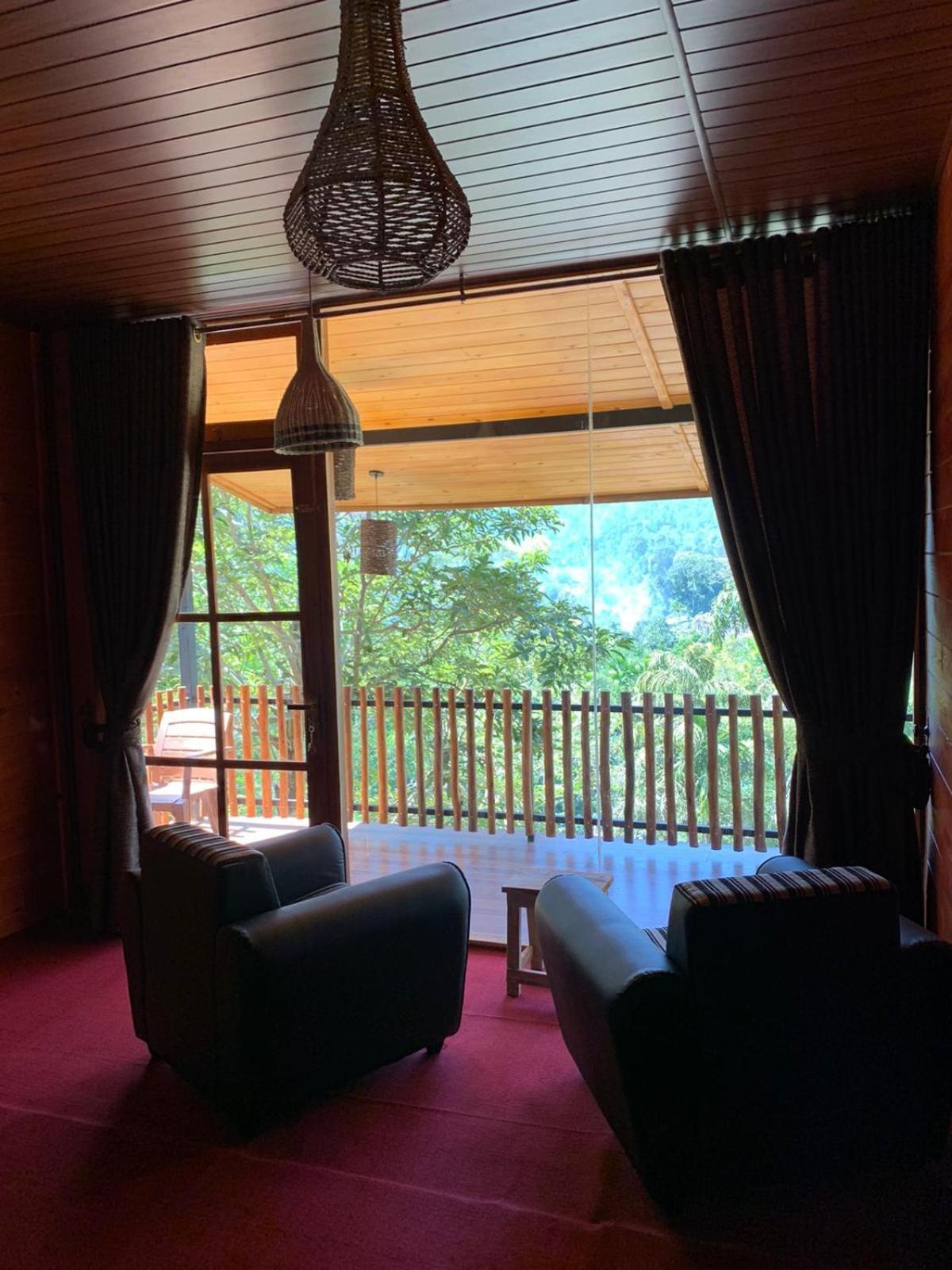 Ella Wood Cabin Rom bilde